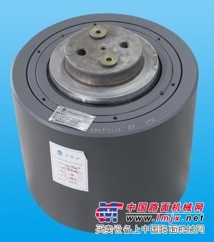 供应各型号规格非开挖水平定向钻机油缸