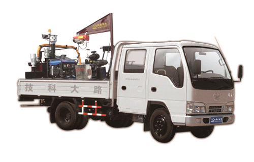 路大 LD-C1000D型 车载式路面开槽灌缝成套设备