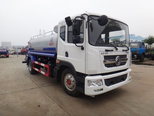 程力 东风D9 洒水车